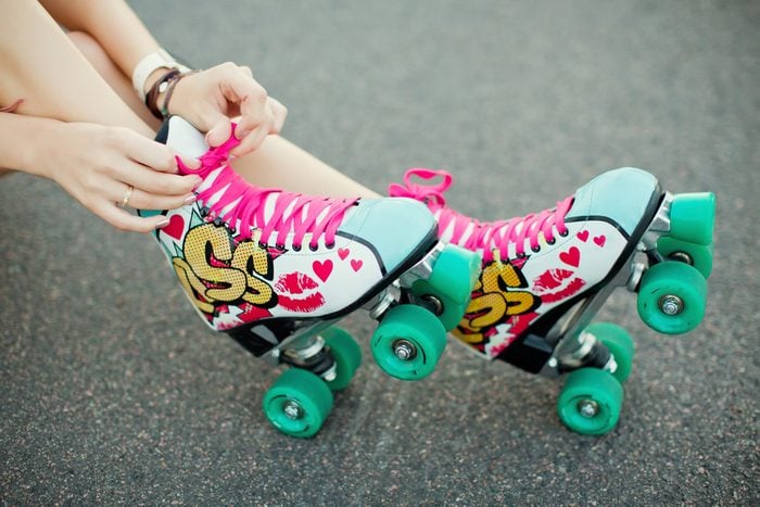 fun ways to stay in shape_woman inline skating