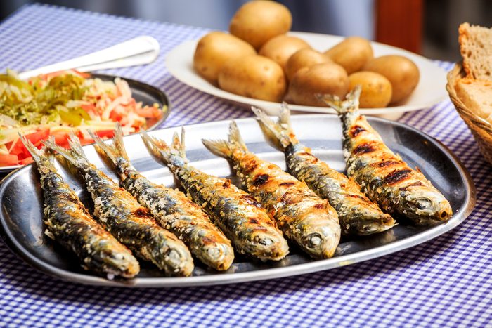fried sardines 