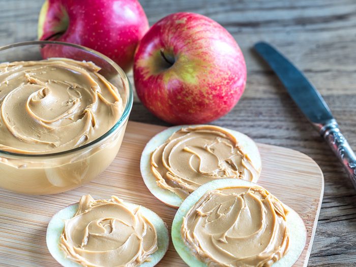 Snacks, apples with nut butter