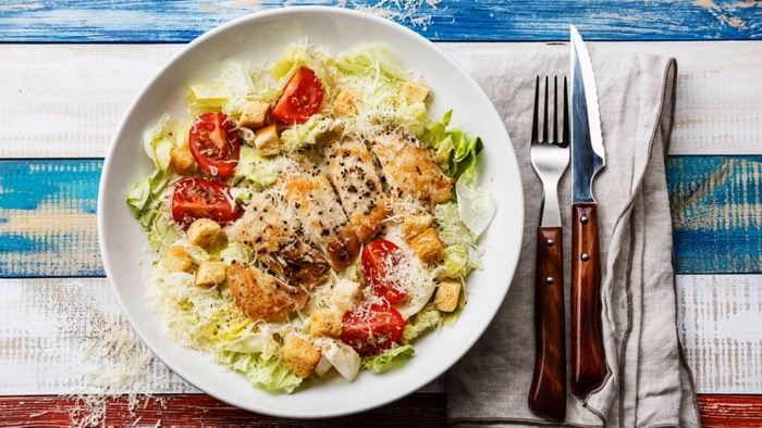 weight loss meal plan, a plate of chicken caesar salad