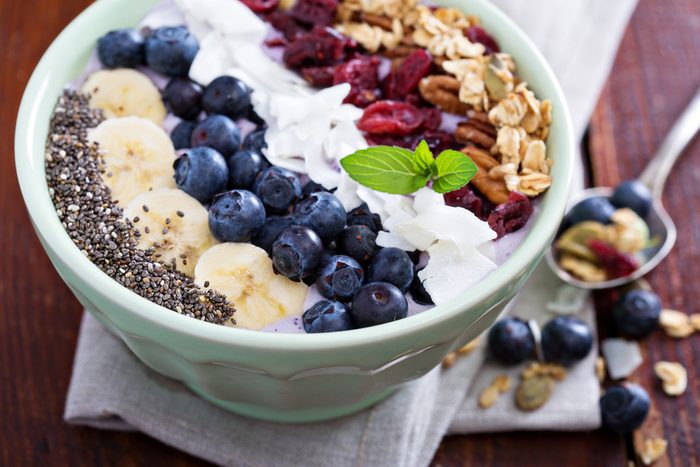 benefits of eating breakfast_smoothie bowl 