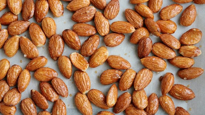 hiking snacks: maple cinnamon roasted almonds
