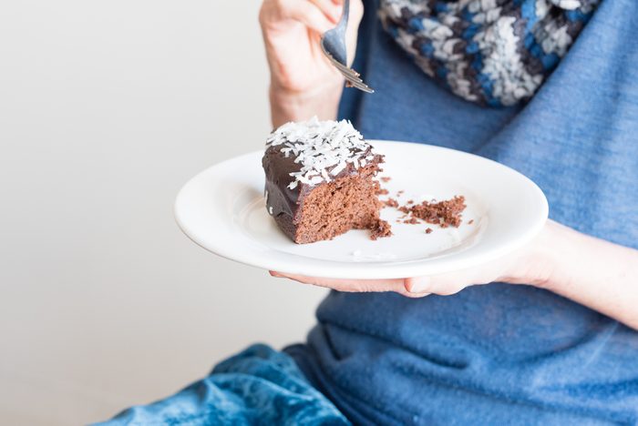 woman eating cake _ tips for lifestyle changes