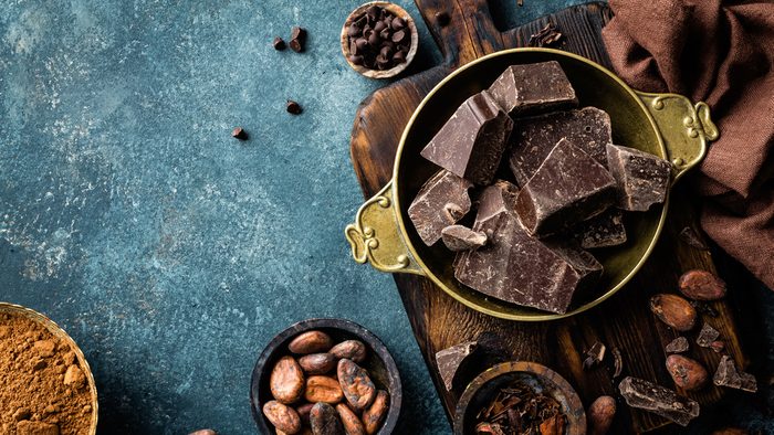 flat tummy foods dark chocolate