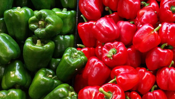 Foods high in vitamin C, red and green peppers