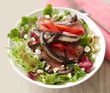 Sizzling Sirloin and Portobello Salad