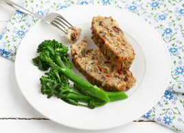 Spinach-Stuffed Meat Loaf