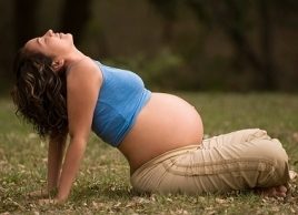 Prevent backache in pregnancy