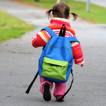 backpacklittlegirl