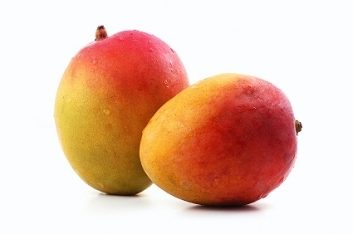 mangoes-73267745.jpg