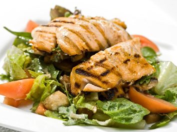 grilledsalmonsalad