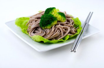 soba noodles and broccoli