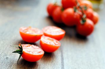 4 delicious ways to cook with tomatoes