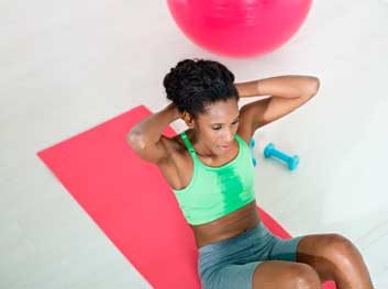 woman fitness crunches