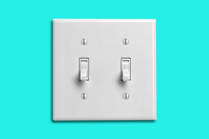 07-everyday-items-wash-light-switch