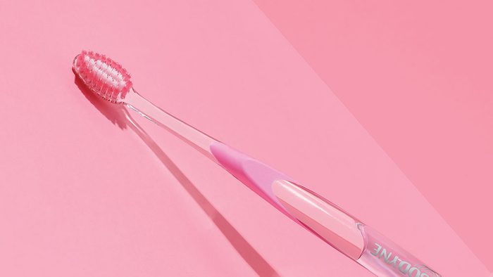 Sensodyne Toothbrush_ dementia and brushing your teeth 