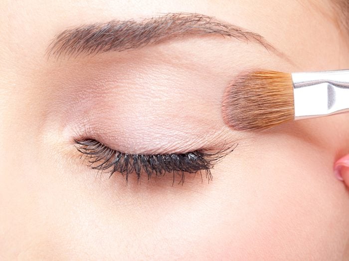 Highlighting your eyes in the right places is a simple makeup tip that will make your eyes pop