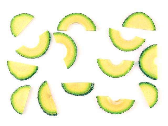 Reduce puffy eyes and dark circles with avocado slices