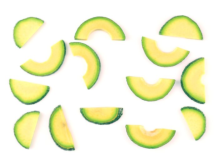 Reduce puffy eyes and dark circles with avocado slices