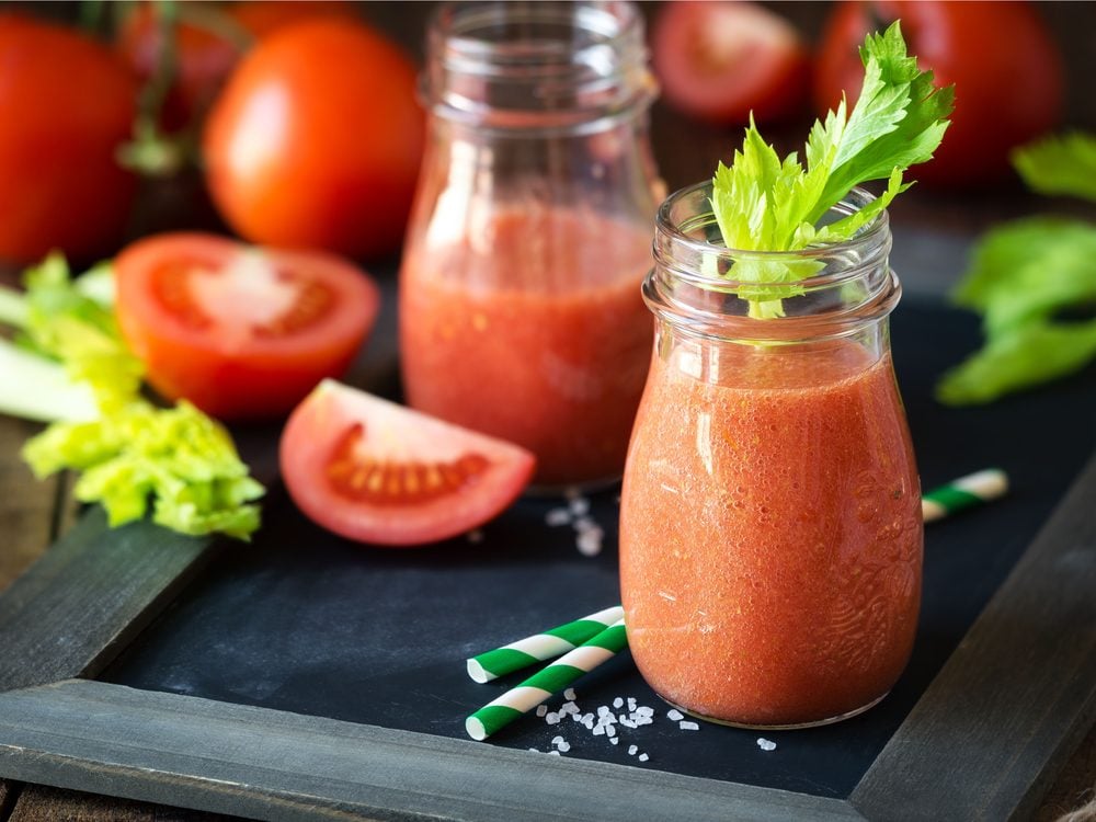 A healthy breakfast fruit smoothie recipe with tomatoes.