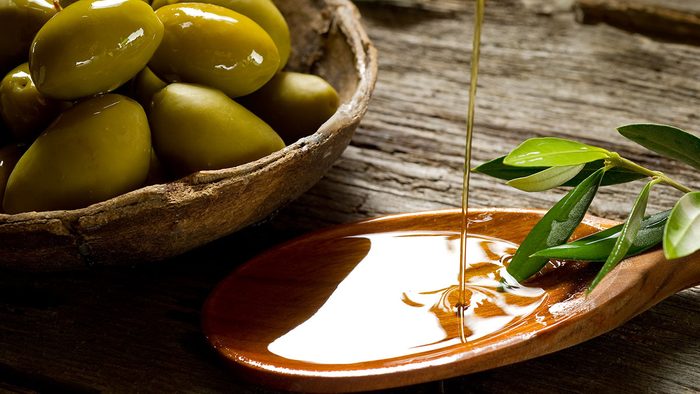 Affordable Superfoods, olive oil