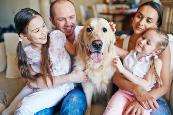 family and dog_how dogs benefit kids health