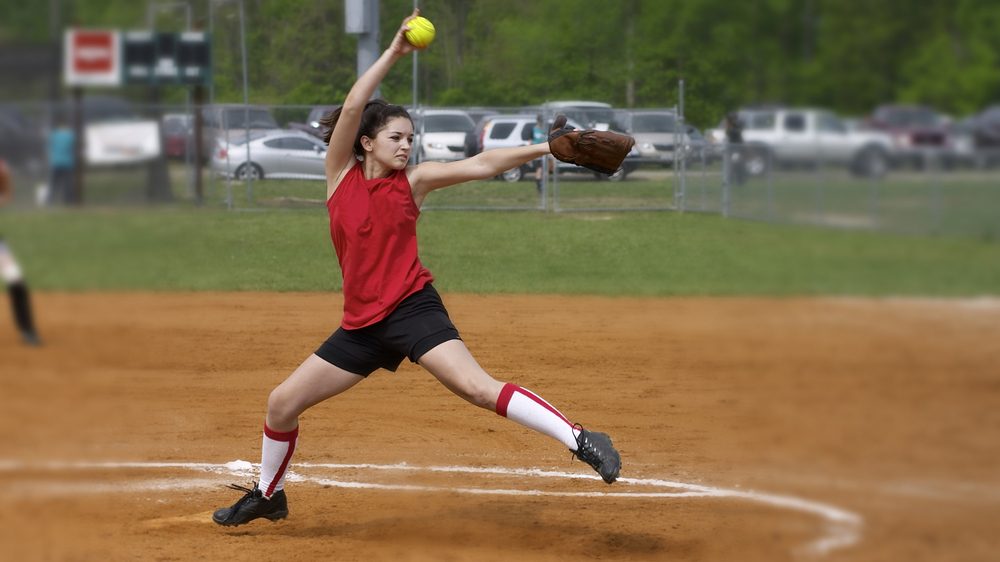 how to deal with injuries, woman playing baseball