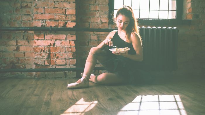 ballerina diet, ballerina eating a salad