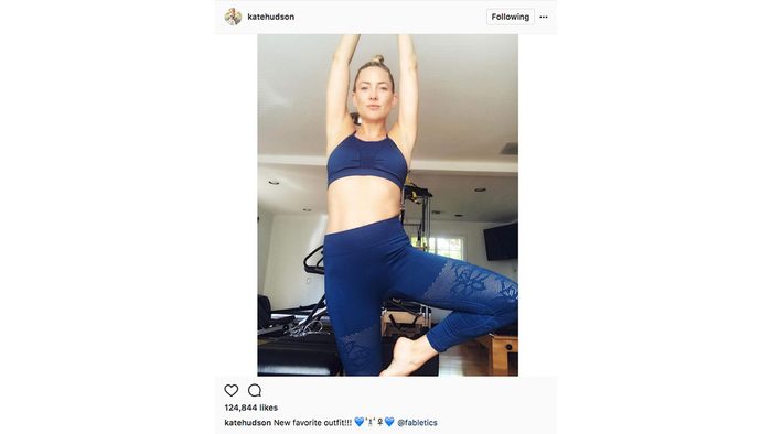 Kate Hudson Fitness Routine, Kate Hudson in tree pose yoga