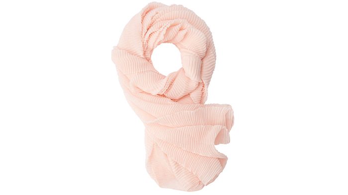 how to wear millennial pink, a soft pink pleated scarf