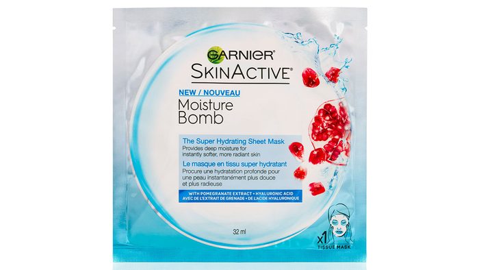 Garnier Skinactive Moisture Bomb The Superhydrating Sheet Mask