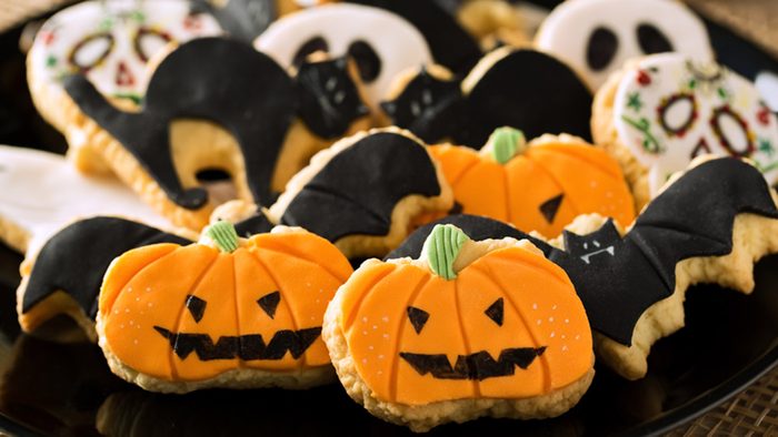 Halloween, cookies black and orange