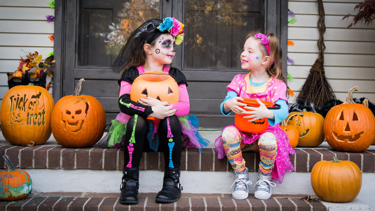 Halloween Diet Tricks, kids dressed up for Halloween
