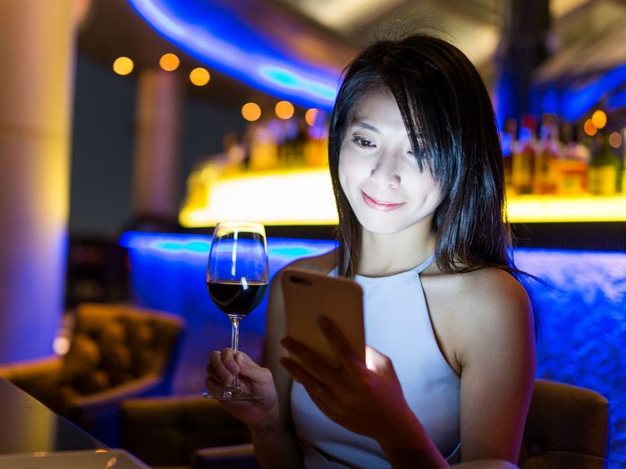 dating app mistakes drinking