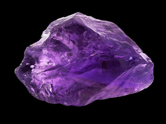beginner's guide to crystals, purple amethyst