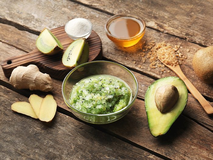 Health trends, DIY avocado and kiwi face scrub