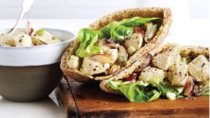 How Do You Make The Ultimate Pita Sandwich? Curried Chicken and Grapes