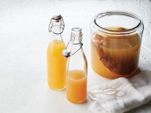 You Can DIY Your Own Kombucha With Just 5 Ingredients