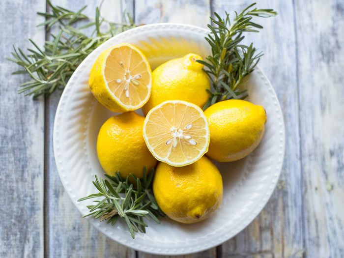 essential oil blend for energy, lemon