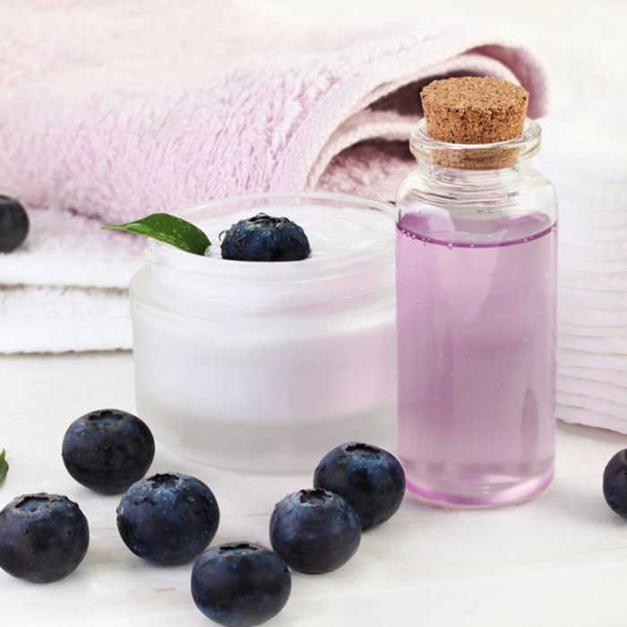 Berry extract cosmetic products.