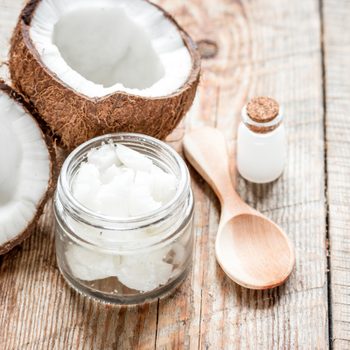 Coconut oil moisturizer