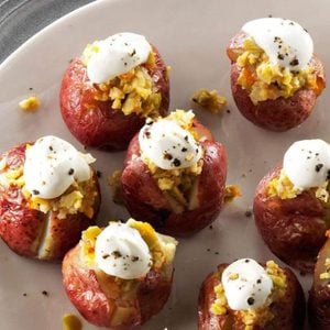 These Baked Baby Potatoes Are the Perfect Bite-Sized App