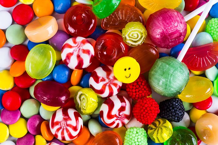 Foods to avoid before flying | Candy