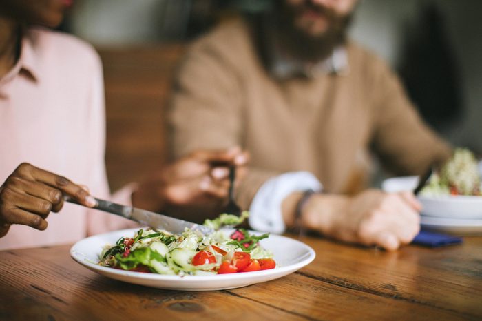 Gluten-free Diet | Celiac Disease | Gluten sensitivity | Gluten Intolerance | Couple eating salad for dinner