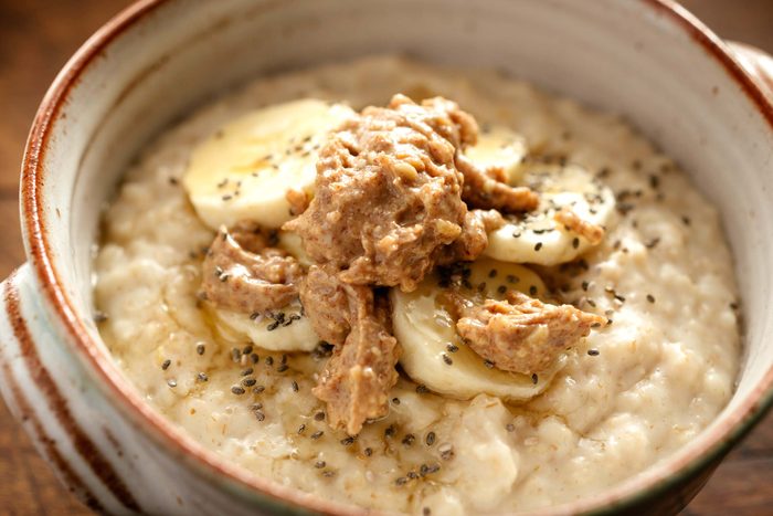 refuel after exercise | oatmeal with bananas