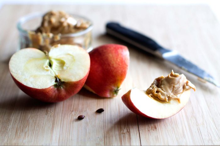refuel after exercise | apple and peanut butter