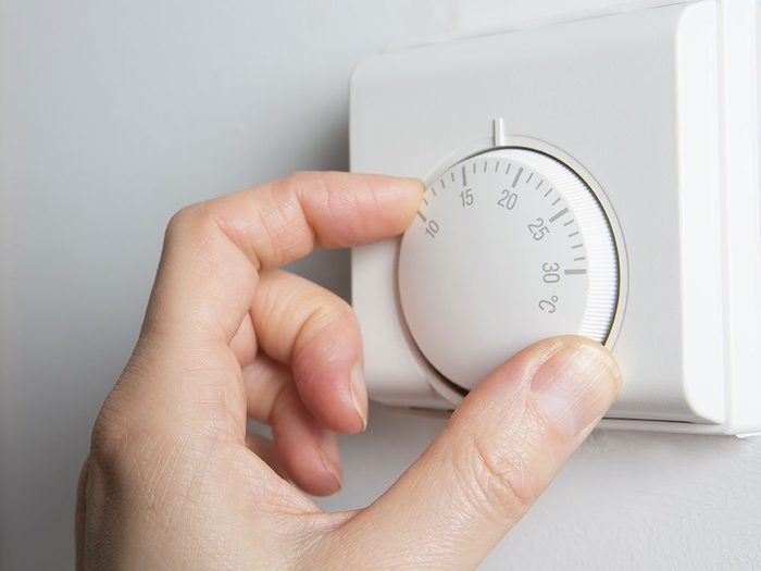 Use old nail polish to mark thermostat setting