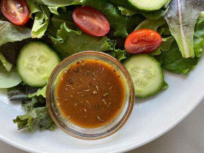 healthy salad dressing recipes | balsamic salad dressing