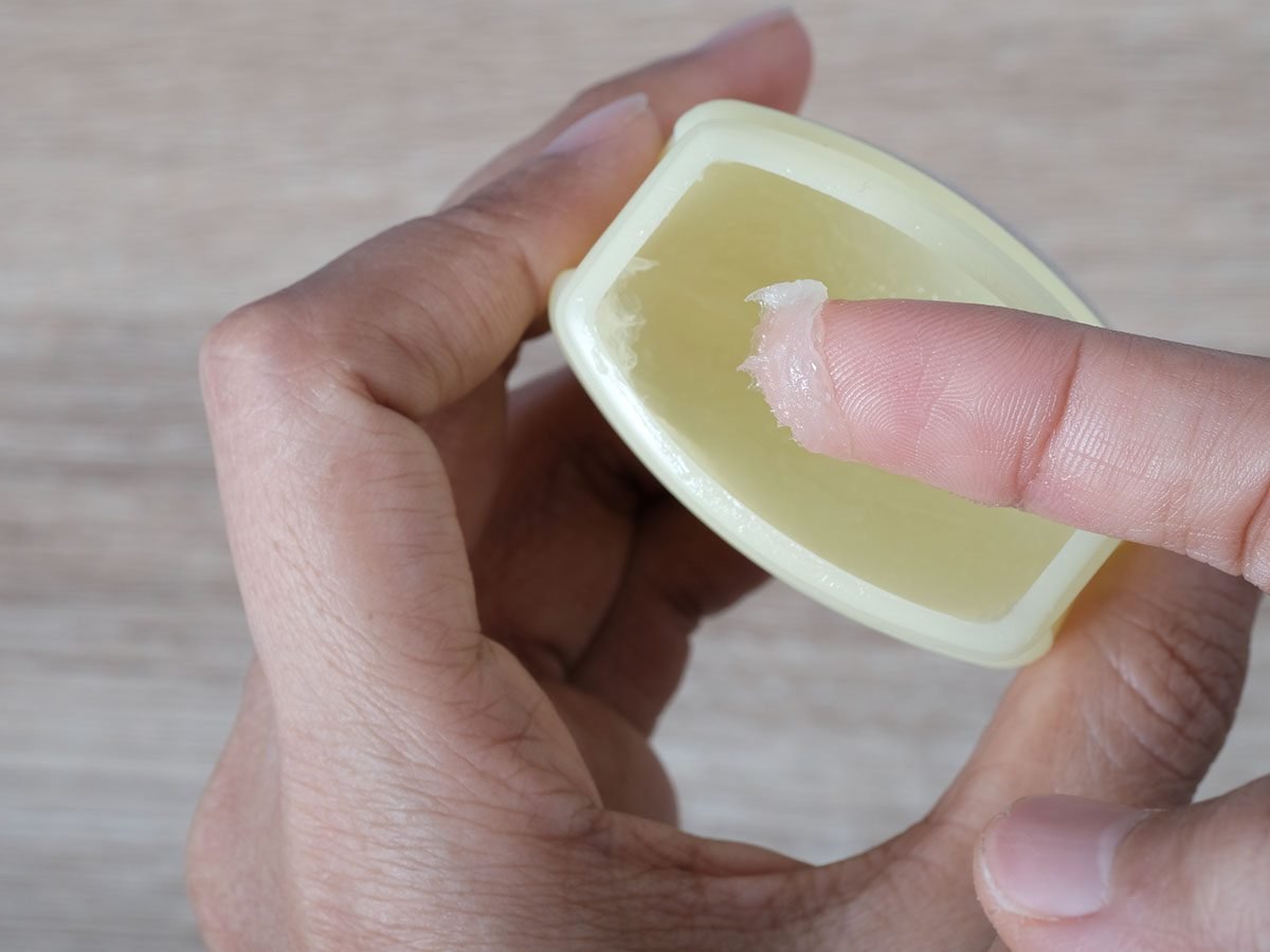 Petrolatum, Petroleum Jelly - Safe Cosmetics