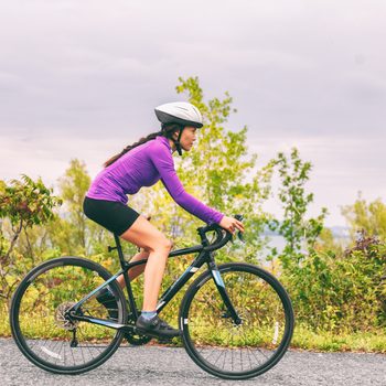 best bike shorts for women | Biking,road,bike,athlete,cyclist,woman,riding,bicycle,training,cardio